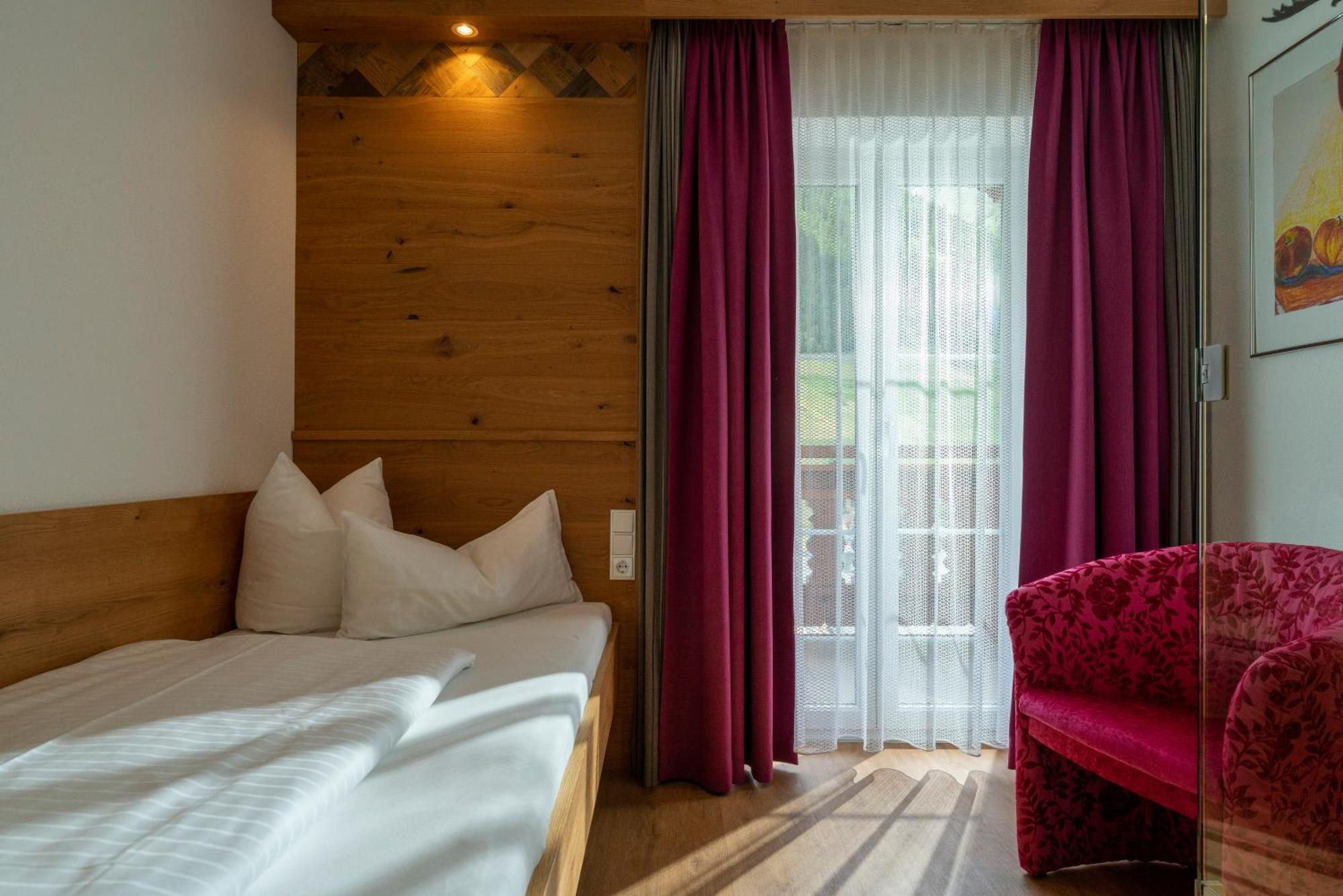 Alpenhotel Erika Ишгъл Екстериор снимка