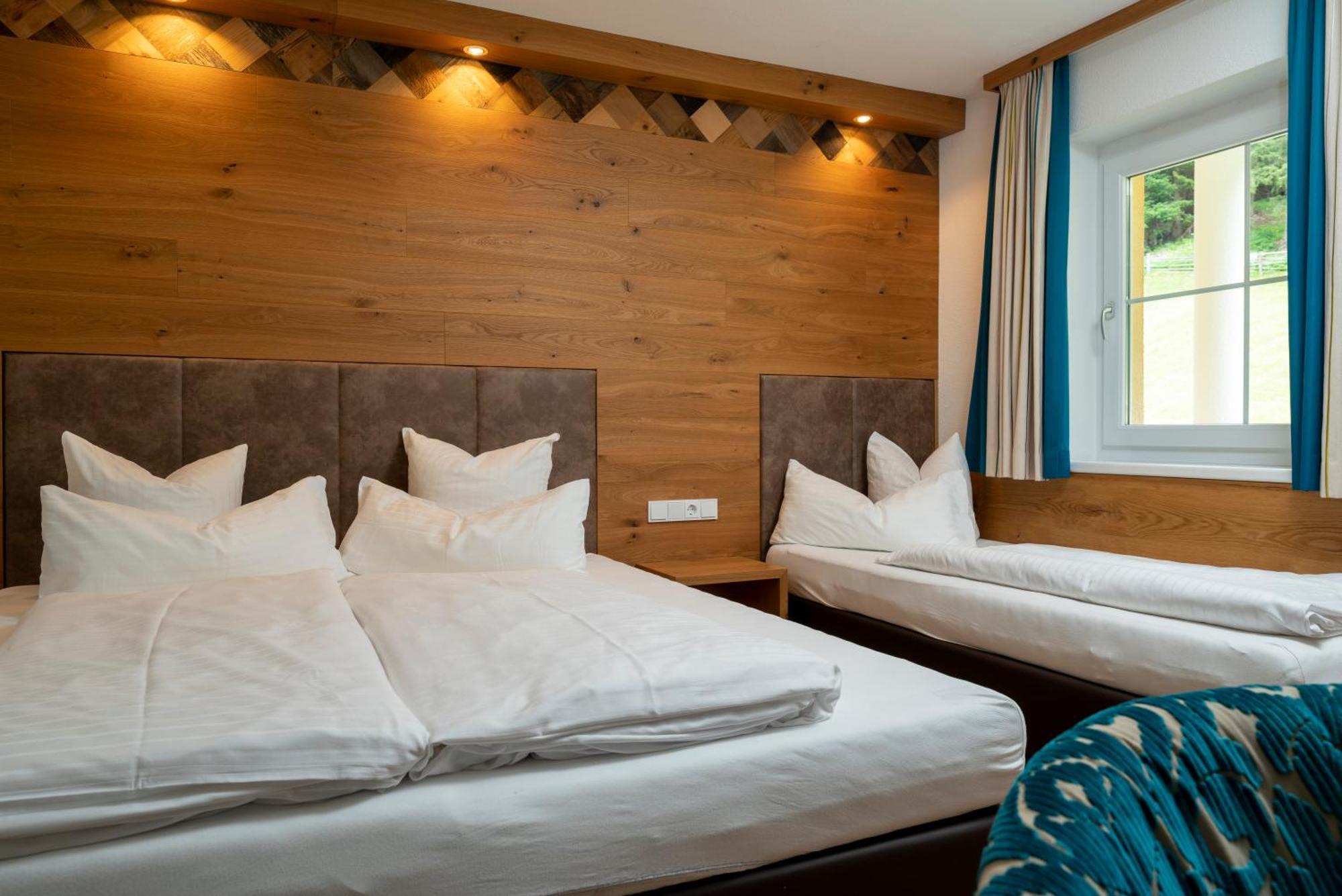 Alpenhotel Erika Ишгъл Екстериор снимка